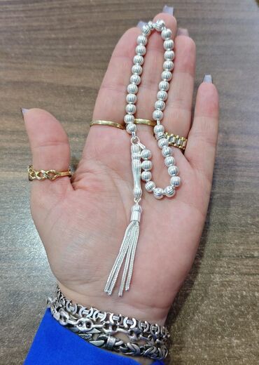 Digər alətlər: Gümüş tesbehler qiýmetlər ferqlidir.70 manatdan baslayır.33 daslidır — 6