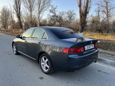 Honda: Honda Accord: 2003 г., 2 л, Механика, Бензин