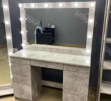зеркало душ: Зеркало Зеркало с подсветкой Зеркало с лампочками Комод Трюмо Комод с