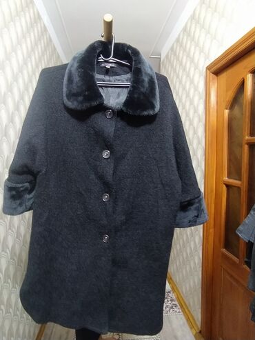 женское пальто на синтепоне: Пальто, 4XL, цвет - Черный
