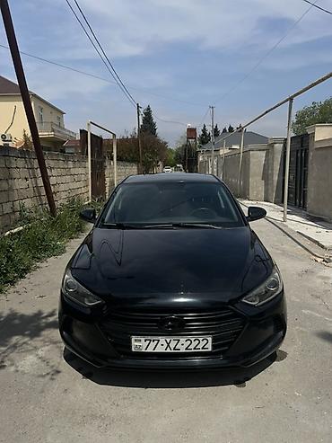 Hyundai: Hyundai Elantra: 2 l | 2018 il Sedan — 10
