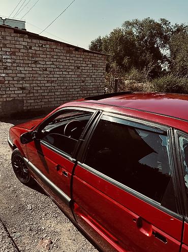Volkswagen: Volkswagen Passat: 1991 г., 1.8 л, Кол менен иштөөчү, Бензин, Седан — 3
