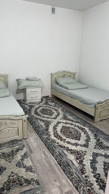 Посуточная аренда комнат: 450 м², С мебелью — 8