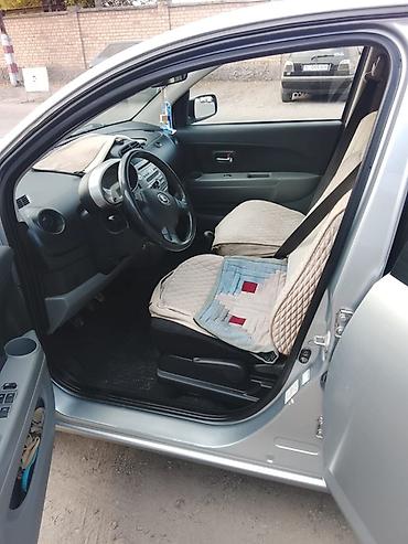 дайхатсу бун: Daihatsu : 2009 г., 1.3 л, Механика, Бензин, Седан — 9