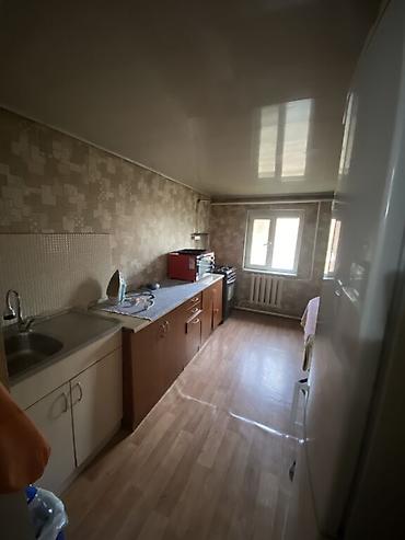 Продажа коттеджей и домов: 🚨 СРОЧНО! Продаётся 6-комнатный частный дом 📍 г. Бишкек, Свердловский — 10