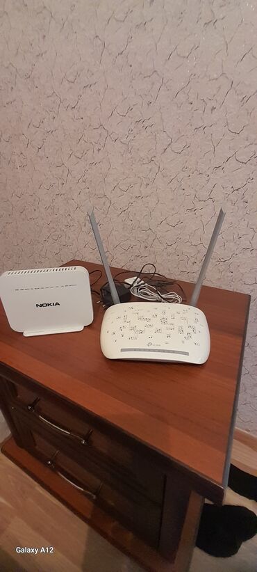 huawei modem: Madem iki antenali 20 manat nokiya 10 manat