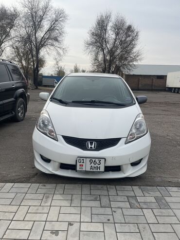 Honda: Honda Fit: 2010 г., 1.5 л, Автомат, Бензин