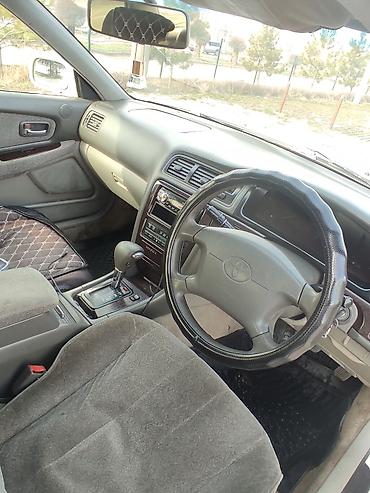 полики на changan: Toyota Mark II: 1997 г., 2 л, Автомат, Бензин, Седан — 3