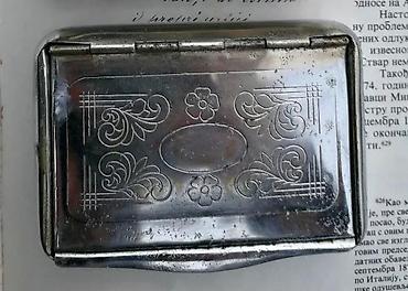 Upaljači i prateća oprema: Stara, dobro očuvana tabakera. Cena za komad. Stara, dobro očuvana — 6