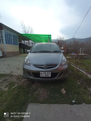 куплю машина фит: Honda Fit: 2005 г., 1.5 л, Вариатор, Бензин, Хэтчбэк