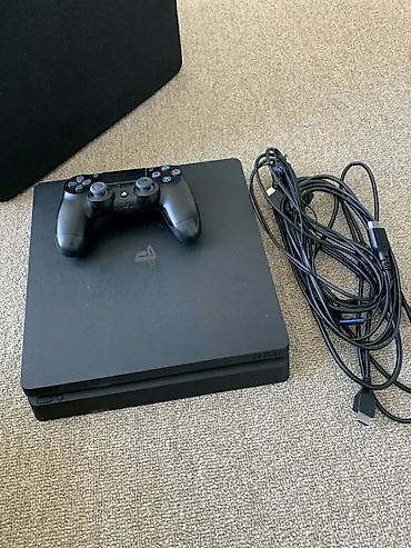 hdm: Playstation 4 🧠1T yadaş ❌Oyun yoxdu 🎮2 pult 1pultda prablem var ps — 1