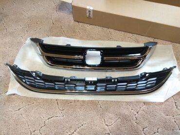 Грузовые кузова и будки: Решетка радиатора Honda 2011 г., Новый, Аналог