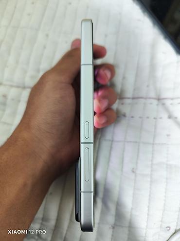 редми 12 с: Xiaomi 15 белый (азиатская версия, 🇨🇳) - Память: 256 ГБ - ОЗУ: 12 ГБ + — 5