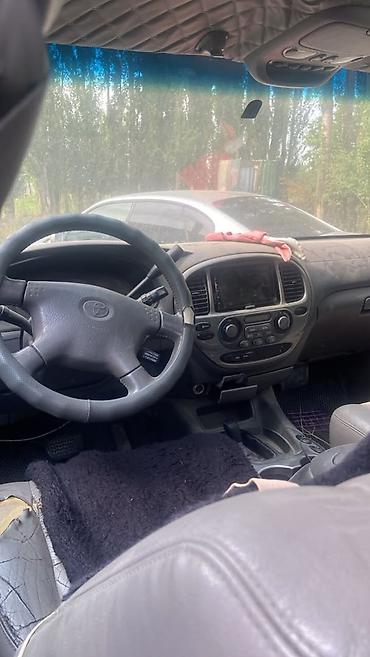 прадо 2010: Toyota Sequoia: 2001 г., 4.7 л, Автомат, Бензин, Внедорожник — 7