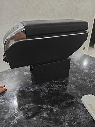 port baqaj: Universal avtomobil orta konsolu/dirsəkaltı (armrest) - Material — 1