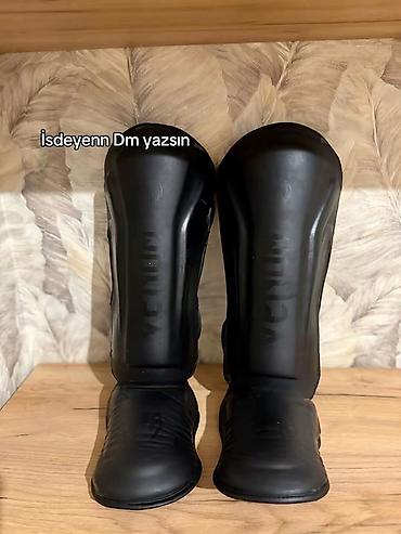 moto usda: Kikboks, muay-tay, MMA sparrinqləri və məşqlər üçün İstəyənn Dm — 1
