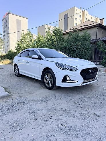 spark 2018: Hyundai Sonata: 2022 г., 2 л, Автомат, Газ, Седан — 2
