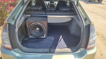 disk prius: Toyota Prius (2-ci nəsil) hibrid hetçbek Polnu Full maşındı. SAAT — 9