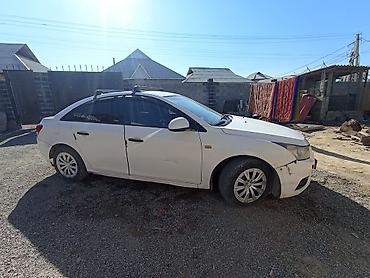 lancer 9: Chevrolet Cruze: 2012 г., 1.6 л, Механика, Бензин, Седан — 4