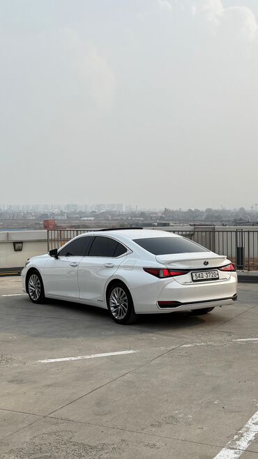 Lexus: Lexus ES: 2019 г., 2.5 л, Автомат, Гибрид, Седан — 3