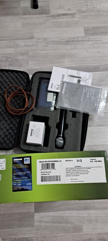 Mikrofonlar: Yeni Simsiz (Bluetooth) Mikrofon Shure, Ödənişli çatdırılma