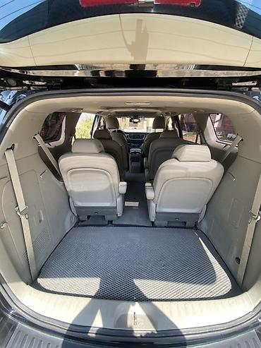 gra: Kia Carnival: 2019 г., 2.2 л, Автомат, Дизель, Минивэн — 9