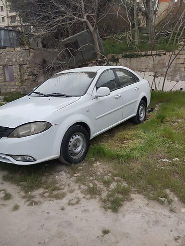 daewoo gentra stop: Daewoo Gentra: 1.5 l | 2014 il — 1
