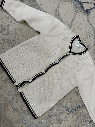 Koftalar, sviterlər: Uşaq üçün trikotaj kardiqan - Rəng: krem-ağ, qara haşiyələr ilə - — 1