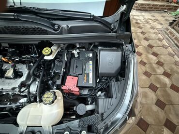 Chevrolet: Chevrolet Spark: 2018 г., 1 л, Вариатор, Бензин, Хэтчбэк — 18