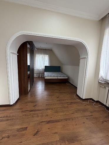 Долгосрочная аренда домов: 350 м², 6 комнат — 16
