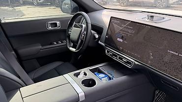 lynk ko: Lixiang L7: 2023 г., 1.5 л, Автомат, Электромобиль, Кроссовер — 9