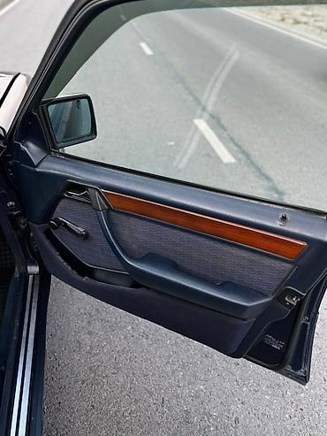 byd t5: Mercedes-Benz W124: 1991 г., Механика, Седан — 3
