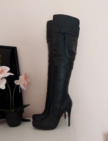 zimske cipele nike: High boots, Guess, 37