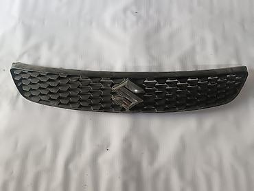 oblicovka: Suzuki ön radiator barmaqlığı (emblemli) - Modellə uyğunluq: Suzuki — 1