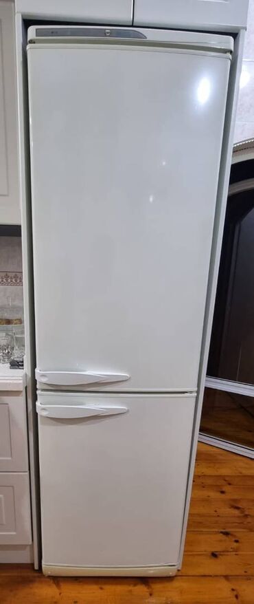 soyducu: Б/у 2 двери Stinol Холодильник Продажа, цвет - Белый