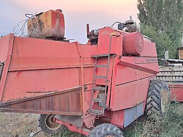 зерновой шнек: Комбайн зерноуборочный Massey Ferguson - Марка/линейка: Massey — 3