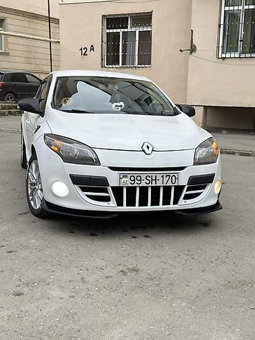 vaz 2109 samara: Renault Megane hetçbek, ağ rəngdə təqdim olunur. Avtomobilin xarici — 2