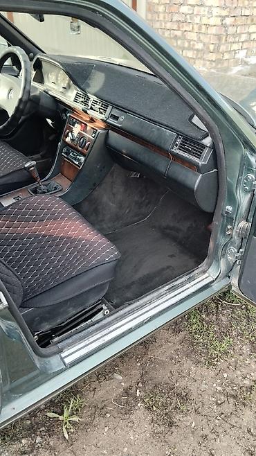 mersedes e class: Mercedes-Benz W124: 1991 г., 2.3 л, Механика, Бензин, Универсал — 9