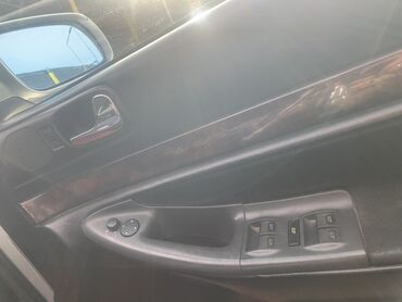 Audi: Audi A4: 1997 г., 2.6 л, Механика, Бензин, Седан at lalafo.kg — 6 Audi: Audi A4: 1997 г., 2.6 л, Механика, Бензин, Седан — 6