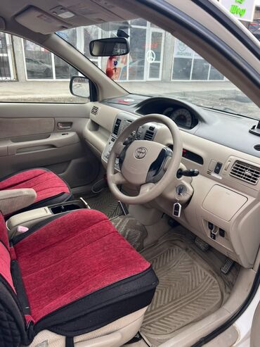 Toyota: Toyota Raum: 2004 г., 1.5 л, Автомат, Седан — 23