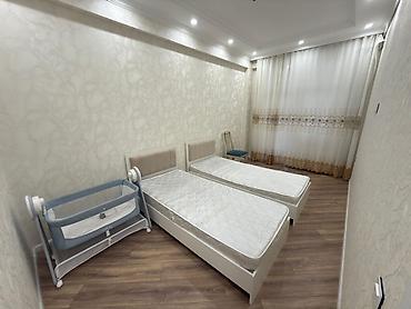 ev kirayesi: Sumqayıt şəhər, Bulvar küçəsi, Bulvar Qayalı marketin yaxınlığında, 3 — 8