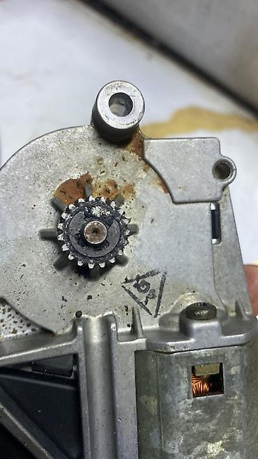 Digər avtomobil ehtiyat hissələri: BMW E38 üçün ehtiyat hissələri M52. 2,8. Avtomat karopka Bmw 7 ci — 17