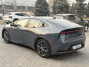 Toyota: Toyota Prius: 2023 г., 2 л, Автомат, Гибрид, Хэтчбэк — 6