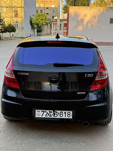 byd gunluk icarə: Hyundai i30: 1.6 l | 2008 il Hetçbek — 4