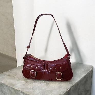 Çantalar: Qadın çantası – bordo rəng, laklı səth - Model: çiyin çantası — 1