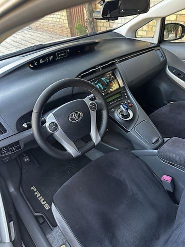 лед драйвер: Toyota Prius: 2011 г., 1.8 л, Вариатор, Гибрид, Хэтчбэк — 6