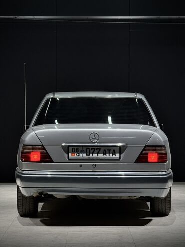 Mercedes-Benz: Mercedes-Benz W124: 1994 г., 2.2 л, Механика, Бензин, Седан — 3