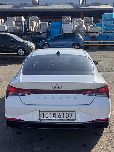 Продажа авто: Hyundai Elantra: 2021 г., 1.6 л, Автомат, Бензин, Седан — 8