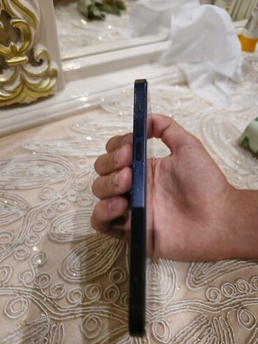куплю бу холодильник: IPhone 12, 64 ГБ, Черный, Face ID