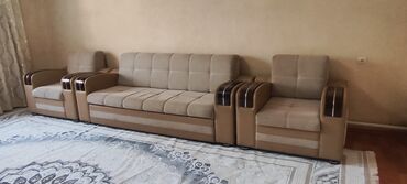 продам мебель бу в бишкеке: Прямой диван, Б/у